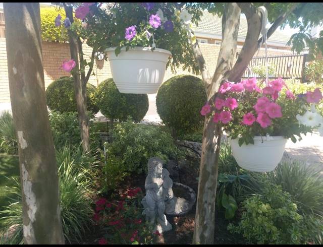 4 BEDROOM HOUSE FOR SALE IN DURBANVILLE CENTRAL